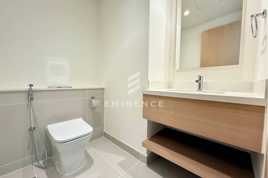 Sunset Views| Panoramic Sea Views | Brand New - Image 24