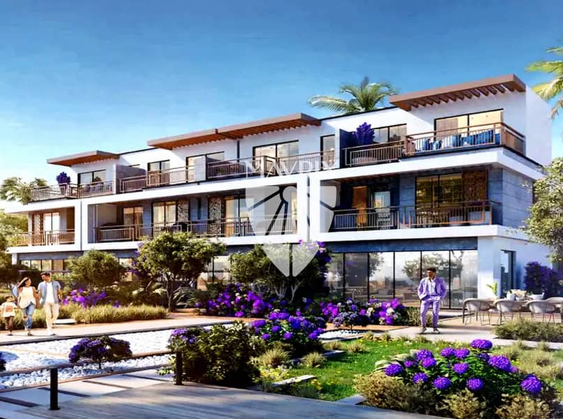 4 Bedroom Mid Unit | Great Price | Luxury Home