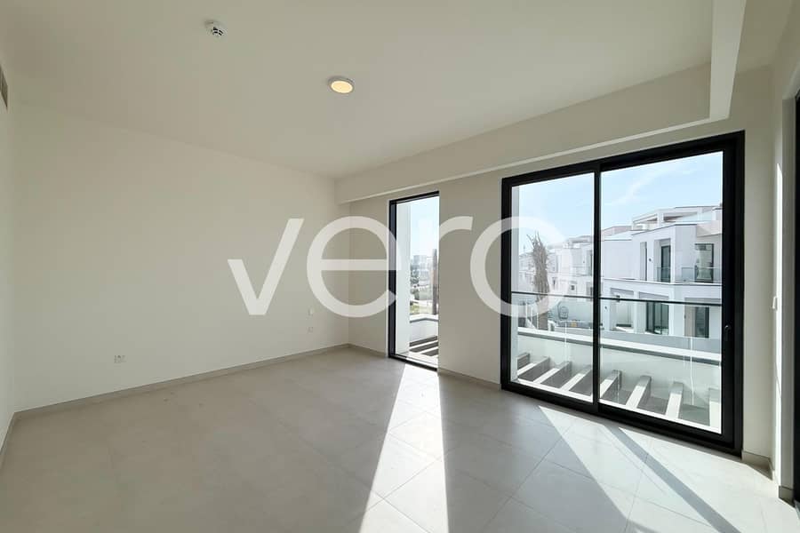 Landscaped Garden | Near Pool | Brand New - Image 11