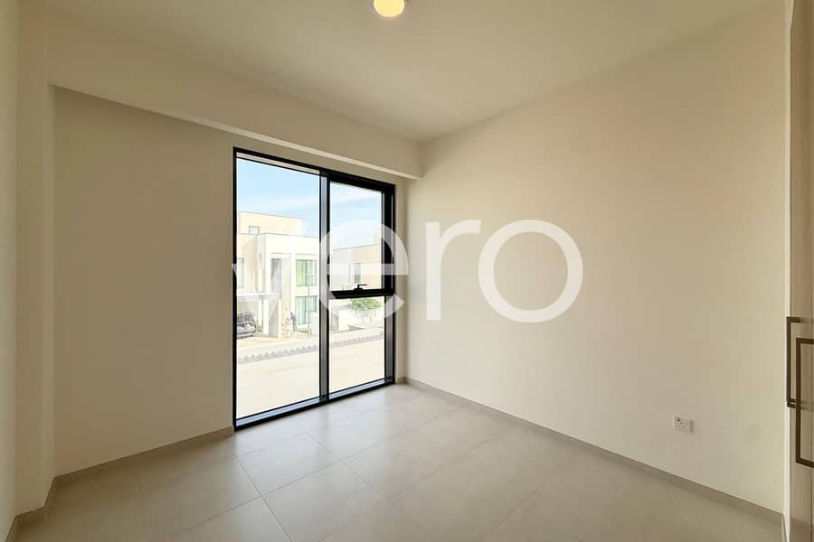 Landscaped Garden | Near Pool | Brand New - Image 17