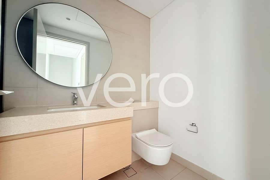 Single Row | Park Facing | Vacant - Image 7