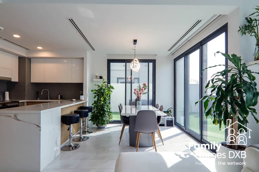 Single Row | Backs Green Belt | Vacant on Transfer