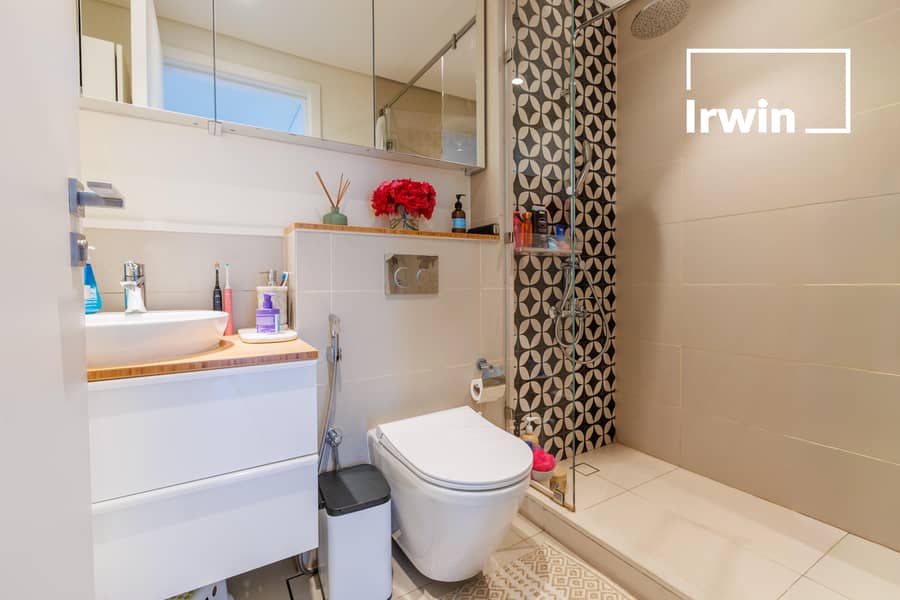 Skyline | Luxurious Living | For Professional - Image 12