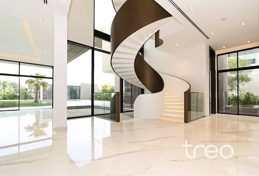 Vacant now | Corner Plot | Single Row