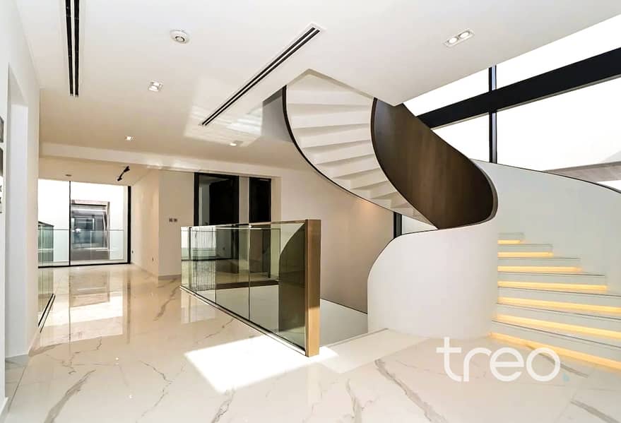 Vacant now | Corner Plot | Single Row - Image 10