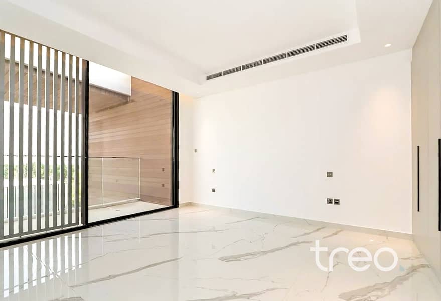 Vacant now | Corner Plot | Single Row - Image 15