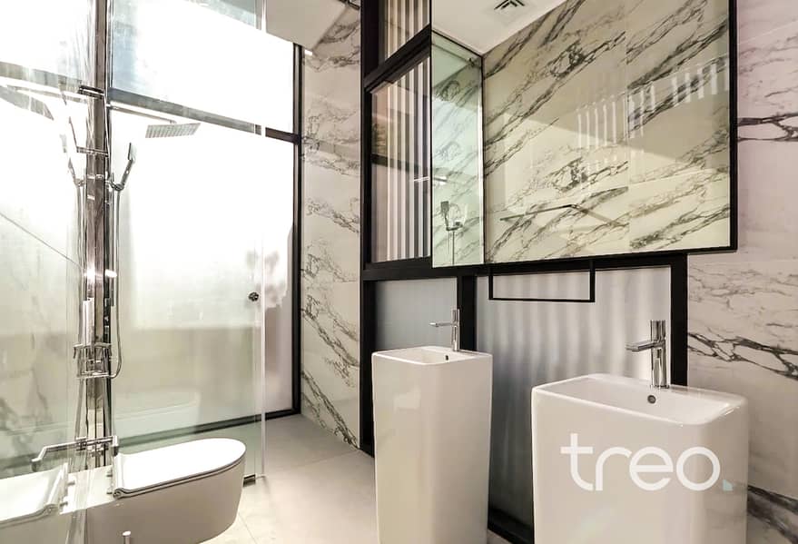 Vacant now | Corner Plot | Single Row - Image 16