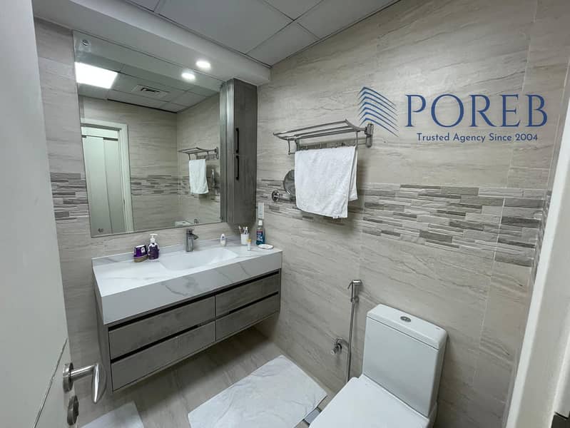 Fully Upgraded/ Modern/ Views of Marina Skyline - Image 13