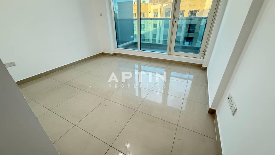 Modern 3BR Family Home | Semi-Closed Kitchen | Balcony | Prime DSO Living - Image 20