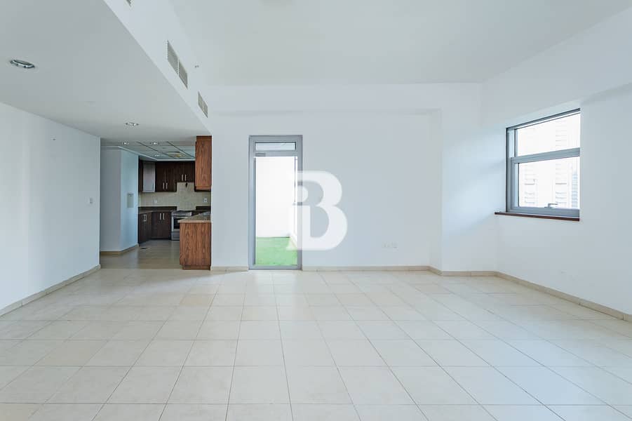 Big Layout / High Floor / Unfurnished