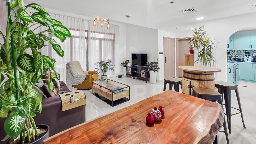 VASTU COMPLIANT | EXCLUSIVE | 4BED/4BATH |UPGRADED