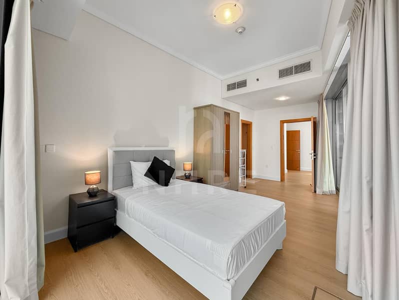 Rented | Sea View | Upgraded | Fully Furnished - Image 19