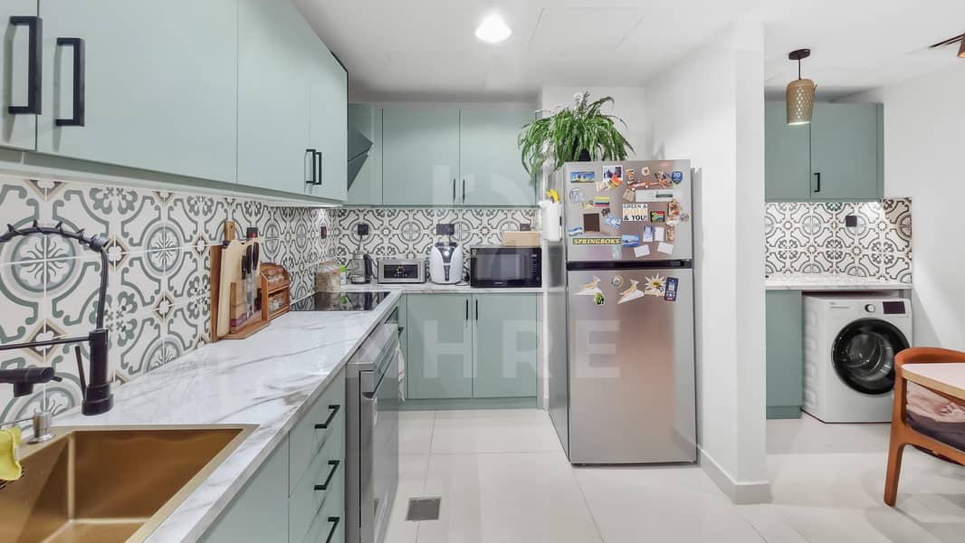 VASTU COMPLIANT | EXCLUSIVE | 4BED/4BATH |UPGRADED - Image 6