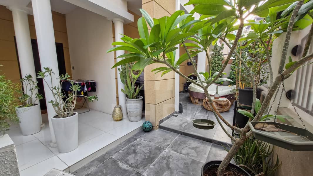 VASTU COMPLIANT | EXCLUSIVE | 4BED/4BATH |UPGRADED - Image 16