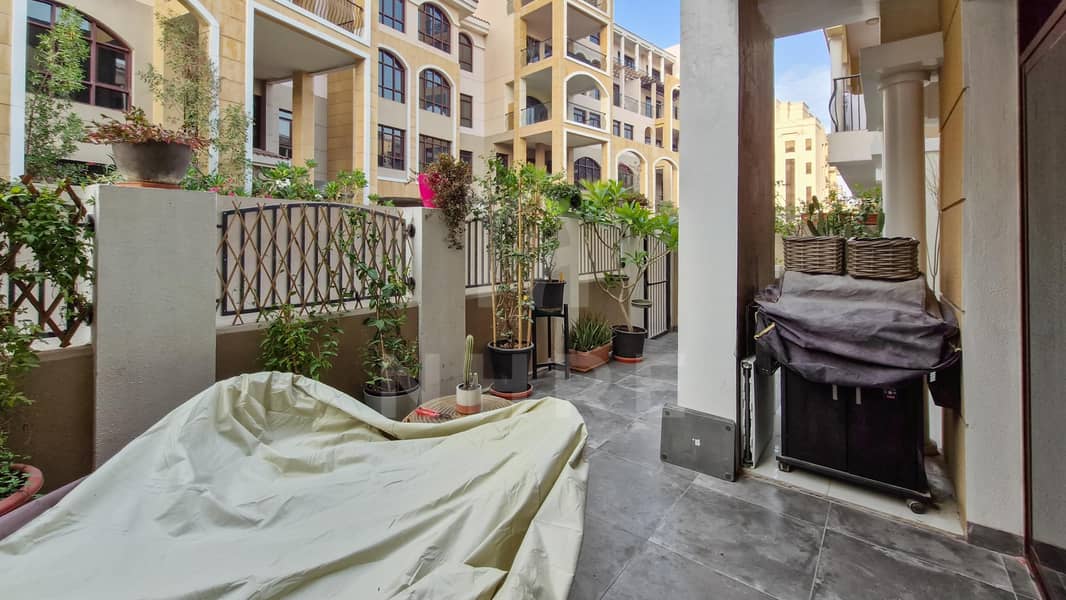 VASTU COMPLIANT | EXCLUSIVE | 4BED/4BATH |UPGRADED - Image 17