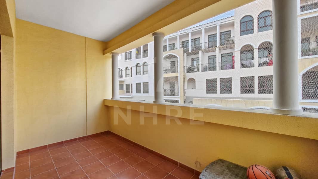 VASTU COMPLIANT | EXCLUSIVE | 4BED/4BATH |UPGRADED - Image 18