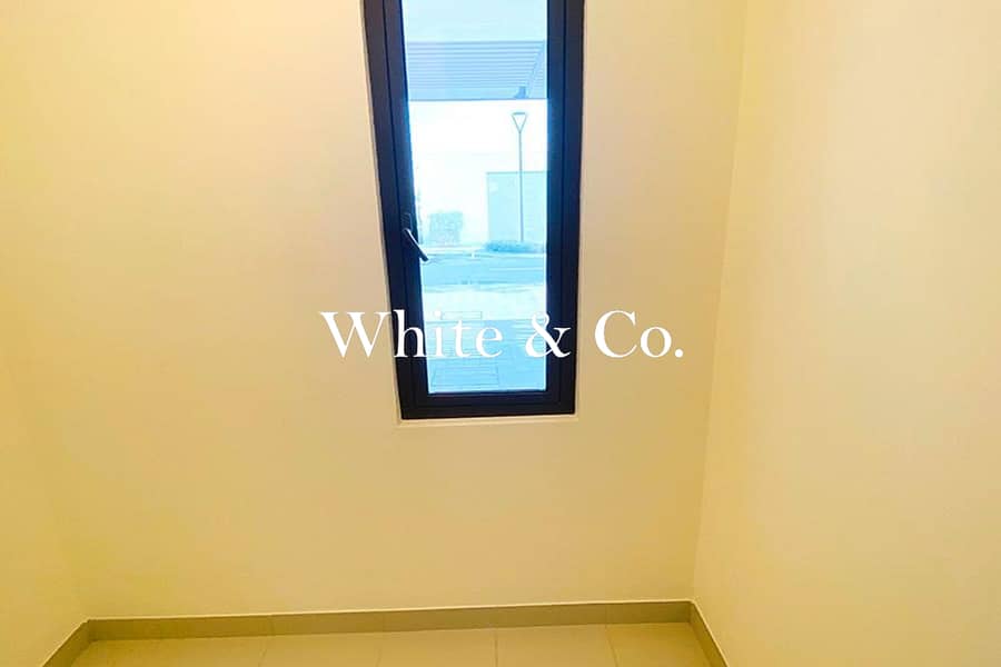 Corner Unit |Modern Townhouse|Great Value - Image 10