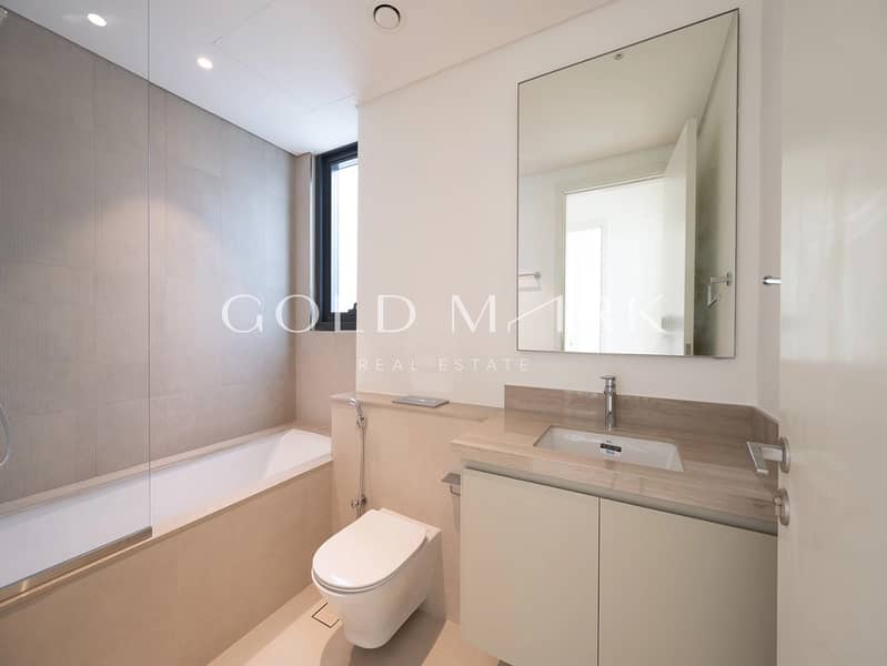 Opposite of Pool |Main Park Facing|Genuine Listing - Image 10