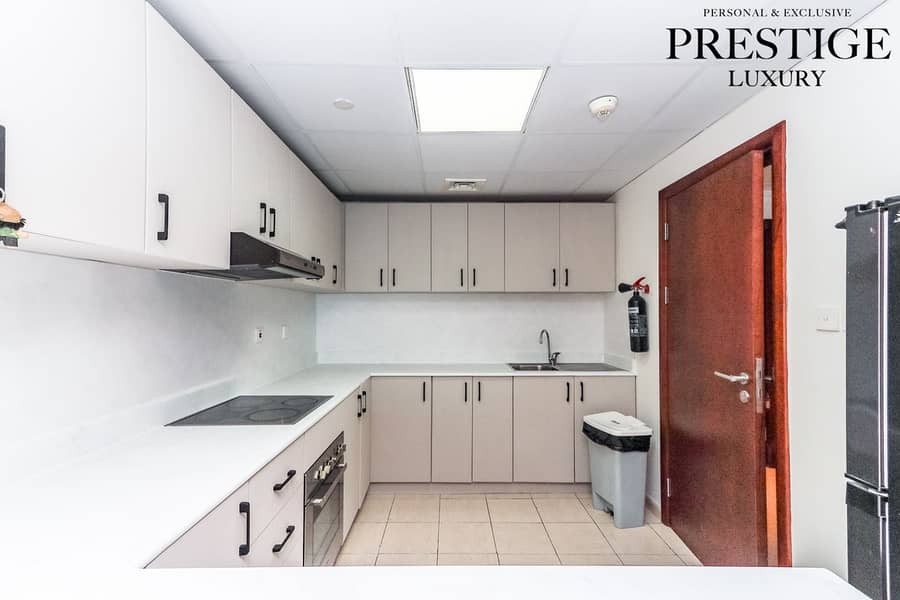 Exclusive Unit | 2BR | Marina+SZR View | Vacant - Image 10