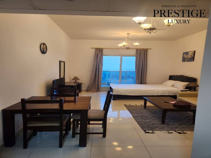 Studio | Vacant | Prime Location| Golf Course View