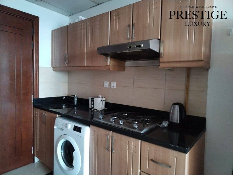 Studio | Vacant | Prime Location| Golf Course View