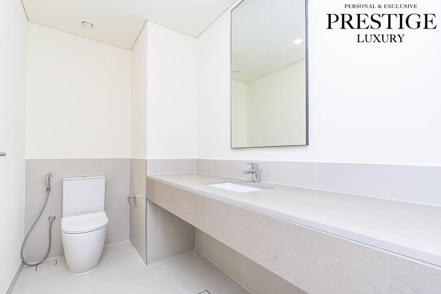 Single Row | Brand new | Community View - Image 11