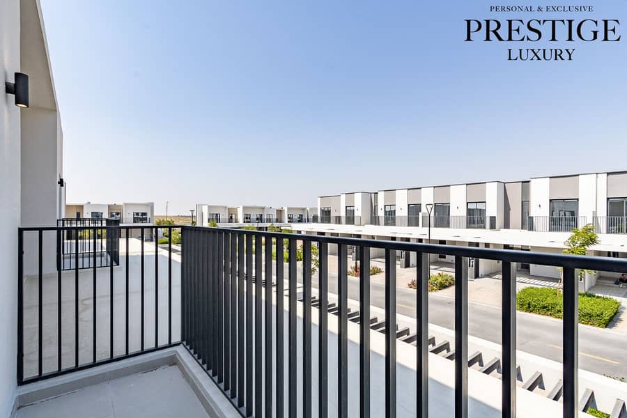 Single Row | Brand new | Community View - Image 32