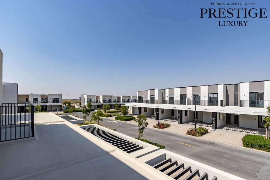 Single Row | Brand new | Community View - Image 37