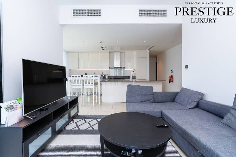 Vacant Dec | Corner Unit | Marina View