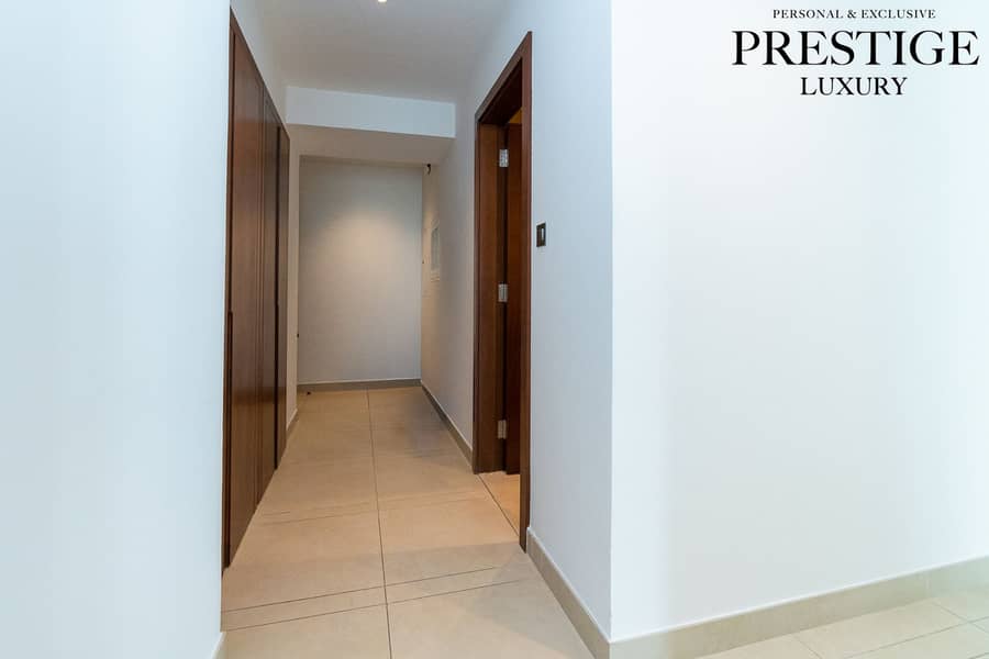 Vacant Dec | Corner Unit | Marina View - Image 22