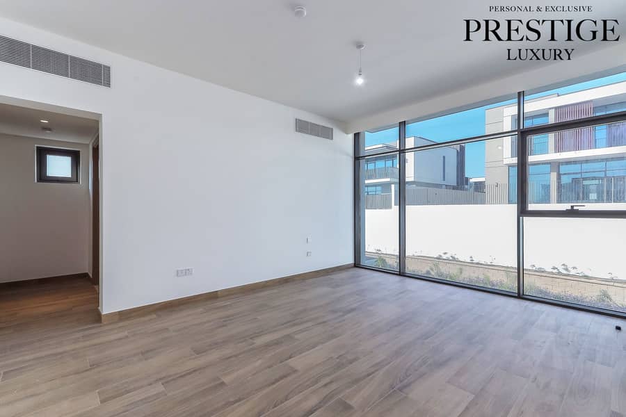 Independent Villa | 4BR+Maids | Ready| Unfurnished - Image 34