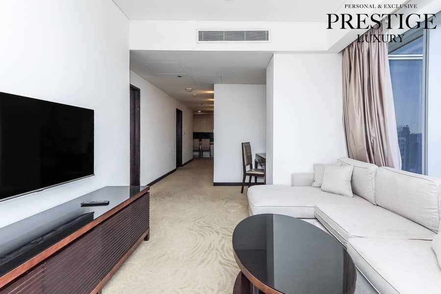 Vacant and Ready | Furnished | Skyline View - Image 8