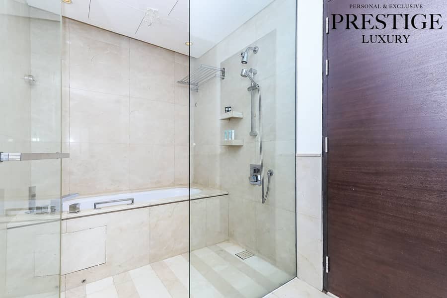 Vacant and Ready | Furnished | Skyline View - Image 18