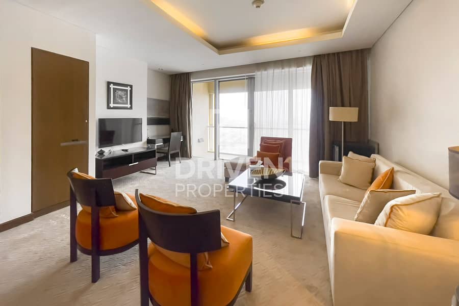 Top Location | All Bills Included | Ideal Unit