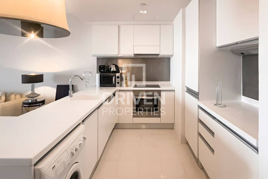 Top Location | All Bills Included | Ideal Unit - Image 6