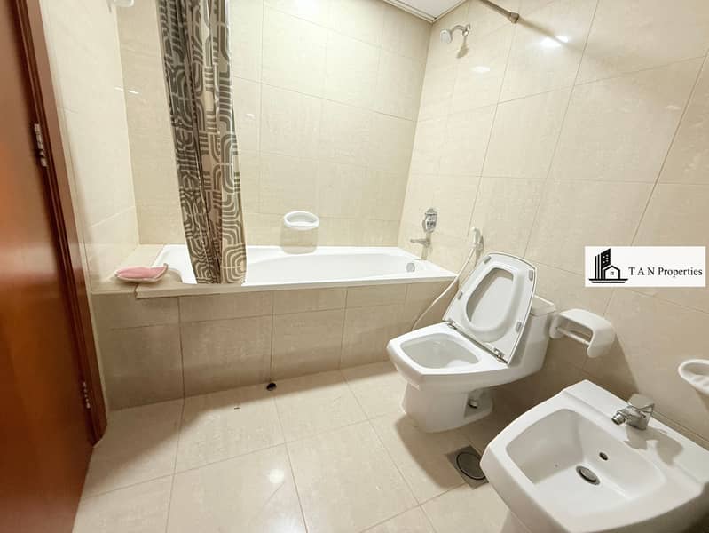 Spacious 4BR + Maids || 0% Commission || Huge Balcony || Near Metro - Image 27