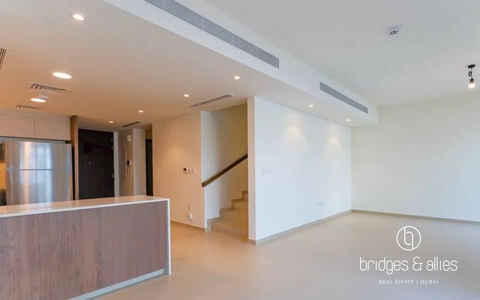 READY LANDSCAPED |3 BED + MAID | WELL MAINTAINED