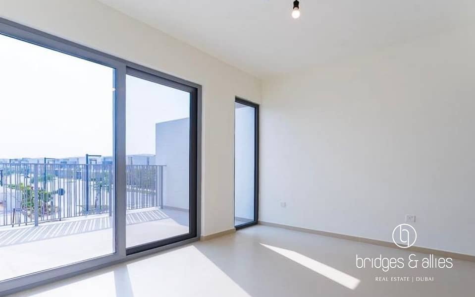 READY LANDSCAPED |3 BED + MAID | WELL MAINTAINED - Image 6