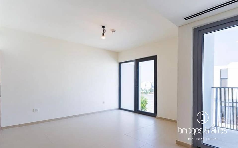 READY LANDSCAPED |3 BED + MAID | WELL MAINTAINED - Image 8