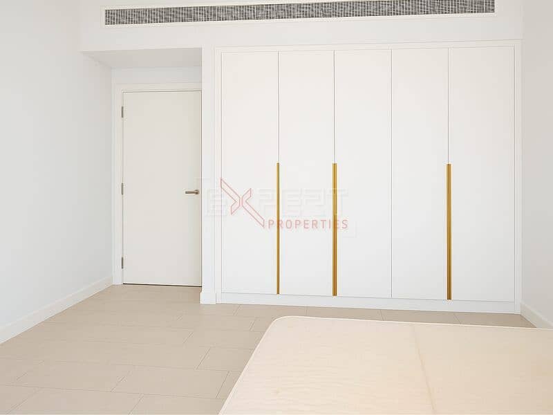 Bright Sea View | Private Maid Room | High-End Finishes - Image 6