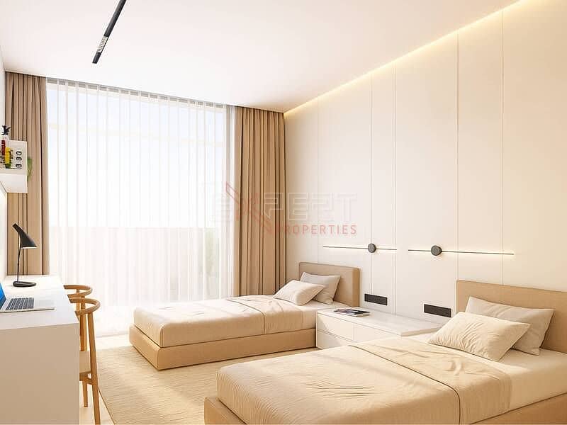 Luxurious Modern Townhouse | Pool & Garden Views | Attractive Off