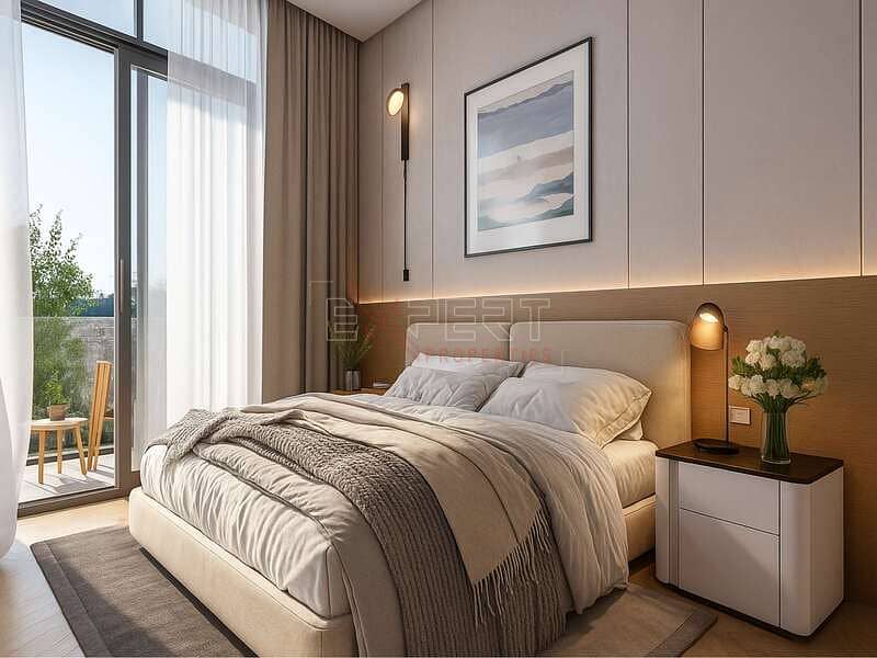 Luxurious Modern Townhouse | Pool & Garden Views | Attractive Off