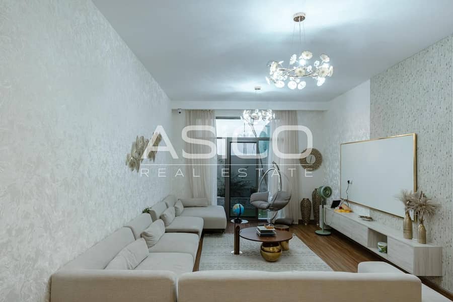 Pulse Beachfront 1 | 3BR+M Villa | Upgraded