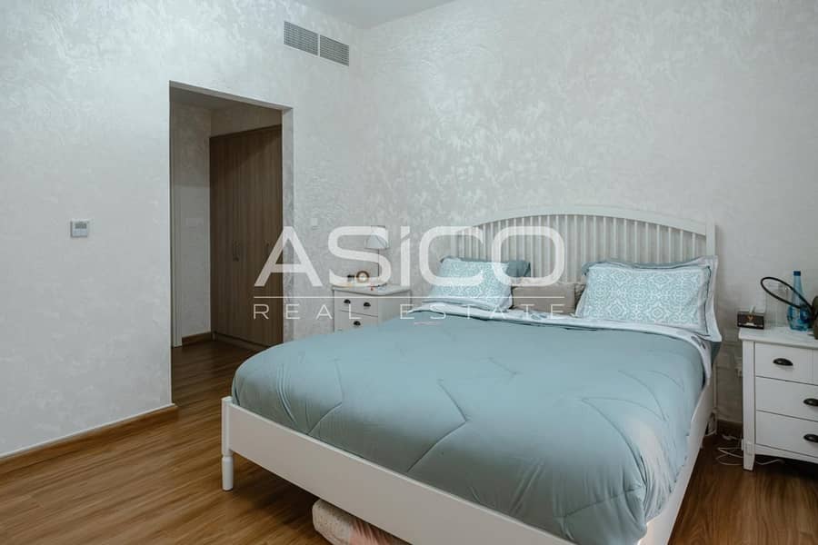 Pulse Beachfront 1 | 3BR+M Villa | Upgraded - Image 13