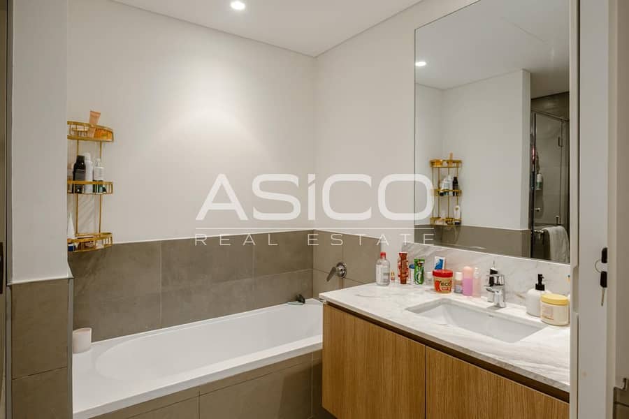 Pulse Beachfront 1 | 3BR+M Villa | Upgraded - Image 15