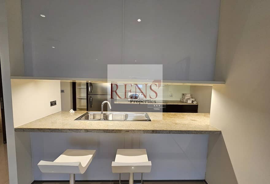 FULLY FURNISHED | READY TO MOVE IN | NEAR TO METRO - Image 7