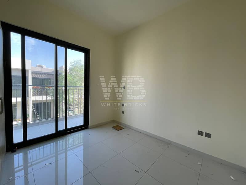 Vacant | B2B | Corner Villa | Unfurnished - Image 8
