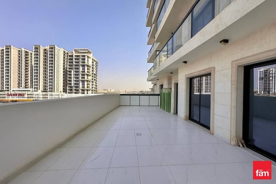 Close To Metro | Fully Furnished | Chiller Free - Image 9