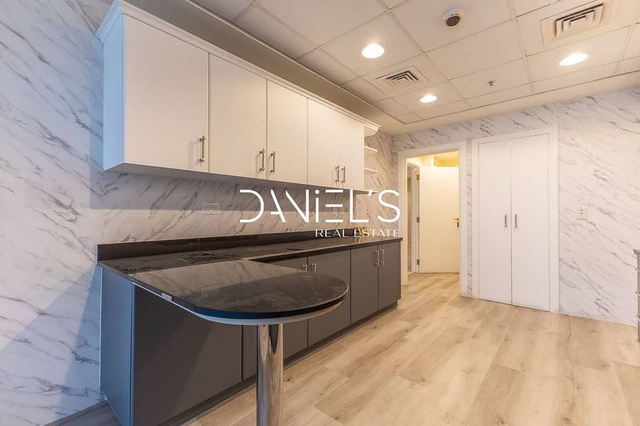 Marina View | High Floor | Upgraded | Vacant - Image 6