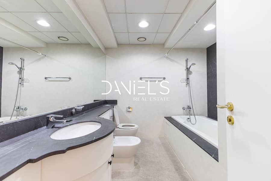 Marina View | High Floor | Upgraded | Vacant - Image 20